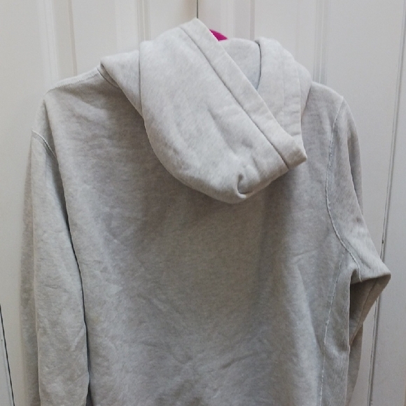 Abercrombie & Fitch Light Gray Hoodie with Red Accents - Picture 7 of 8